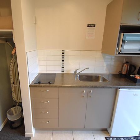 La Rochelle Motel Акароа Екстер'єр фото
