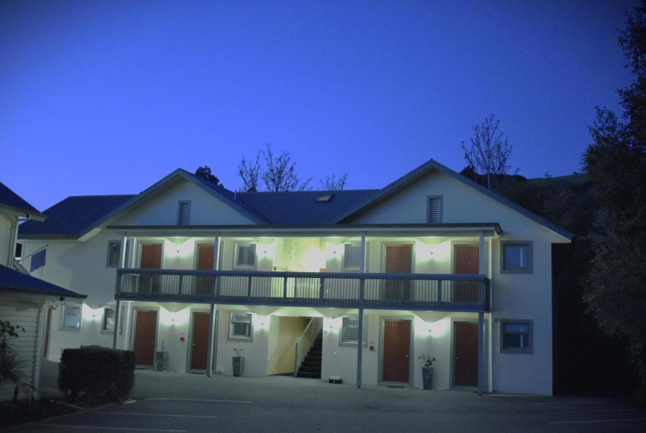 La Rochelle Motel Акароа Екстер'єр фото