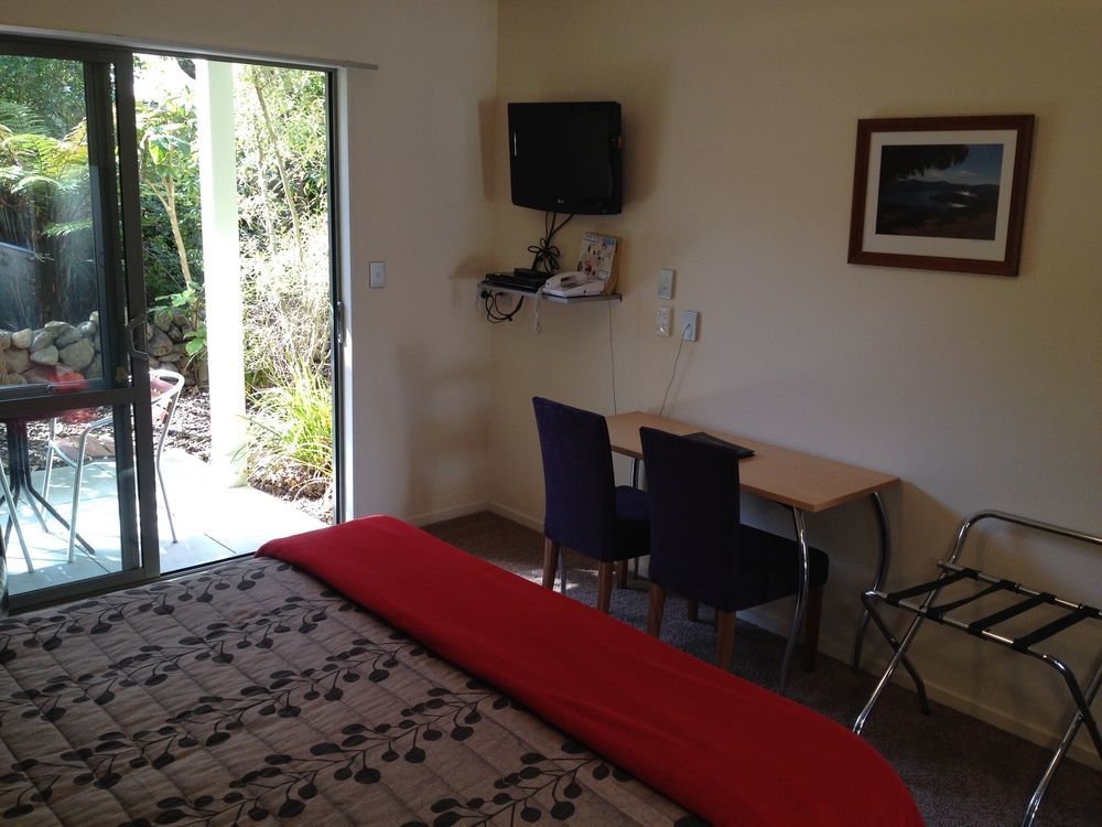 La Rochelle Motel Акароа Екстер'єр фото