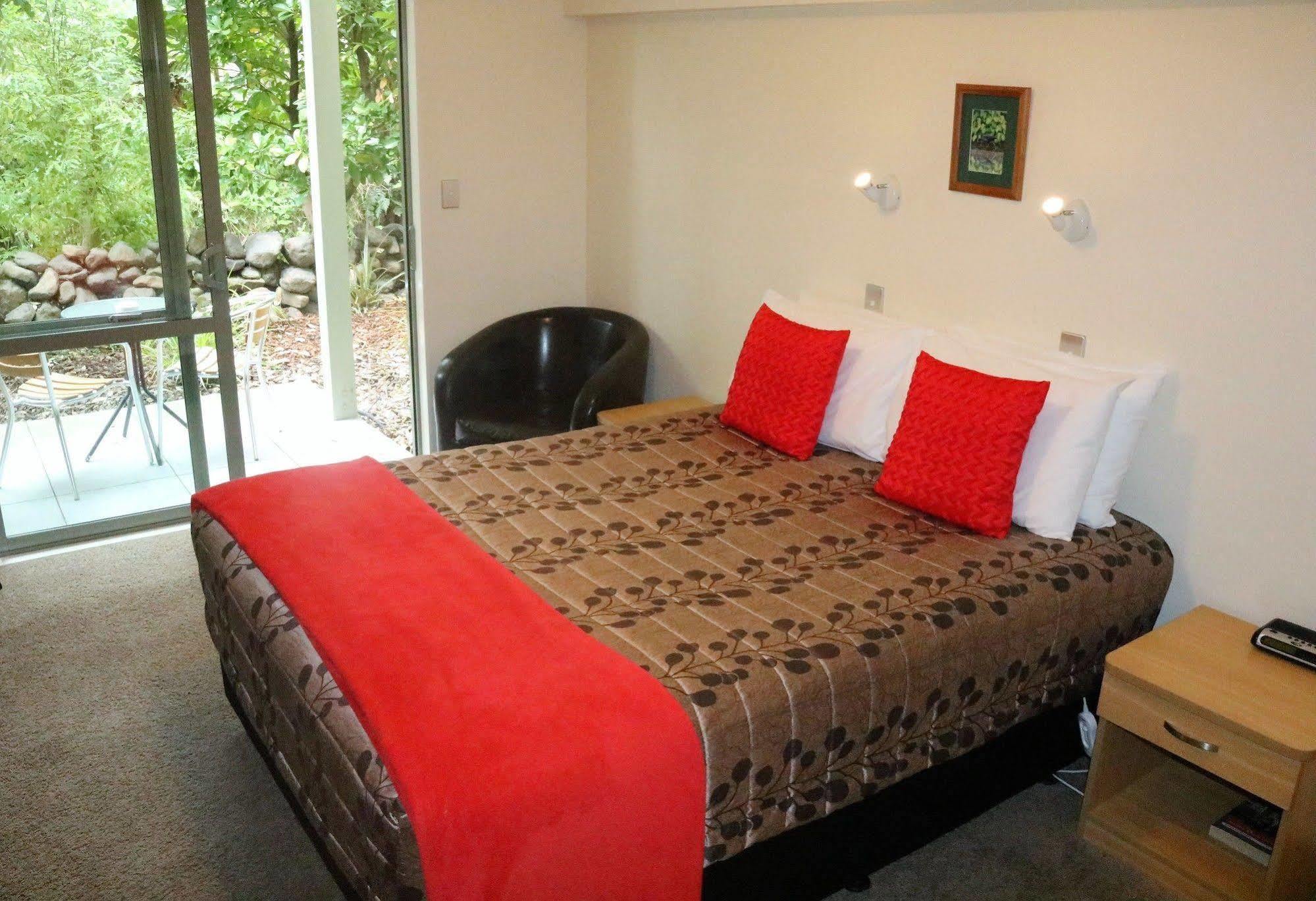 La Rochelle Motel Акароа Екстер'єр фото